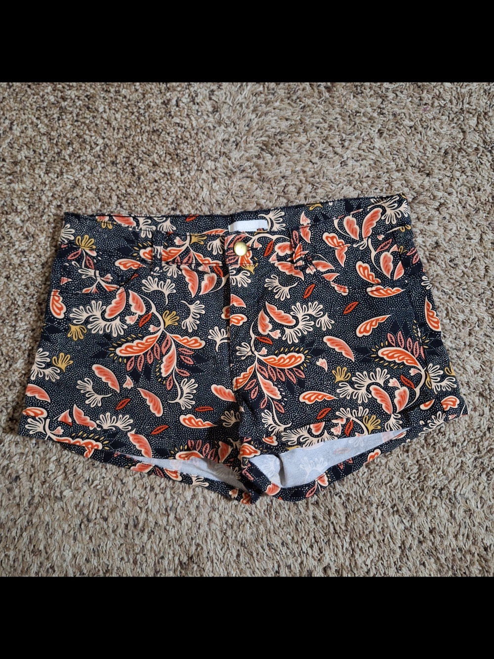 Vintage H&M Boho Cottagecore Floral Paisley Cuffed Mini Shorts Size 8